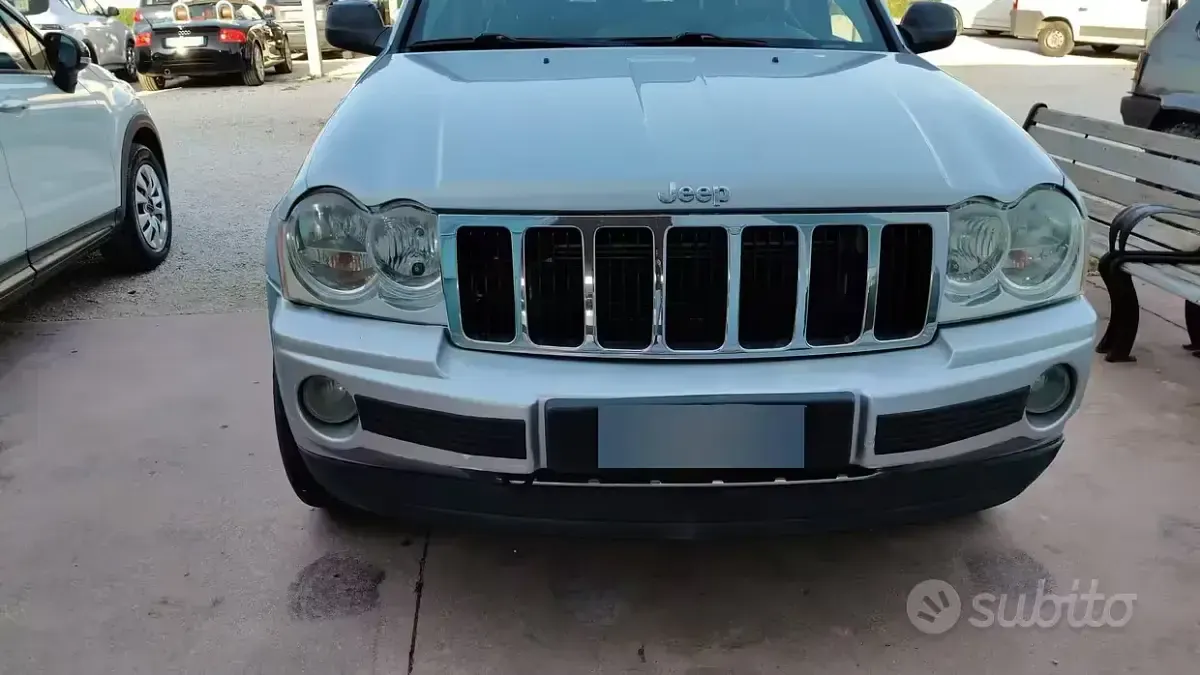 Usata Jeep Grand Cherokee Limited 218 CV (160 kW) 2007 Grigio SUV