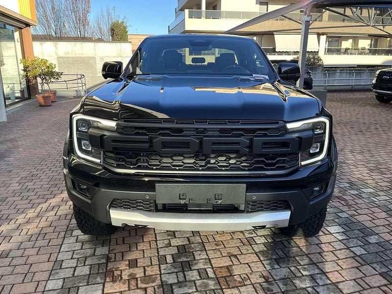 Nuova Ford Ranger Raptor 209 CV (153 kW) 2026 Absolute black Pick-up