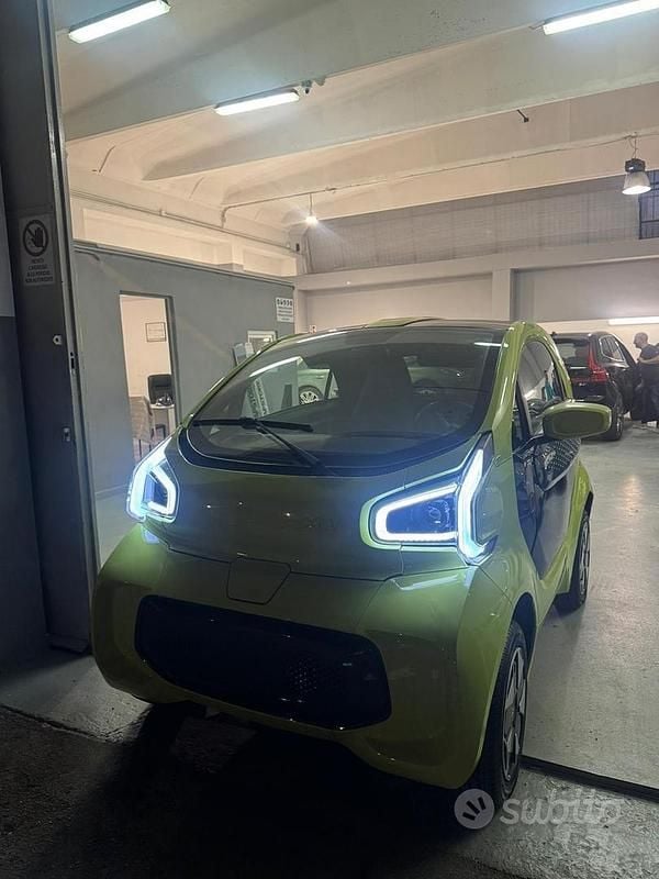 Usata XEV Yoyo 7 kW (10 CV) 2023 Giallo Utilitaria