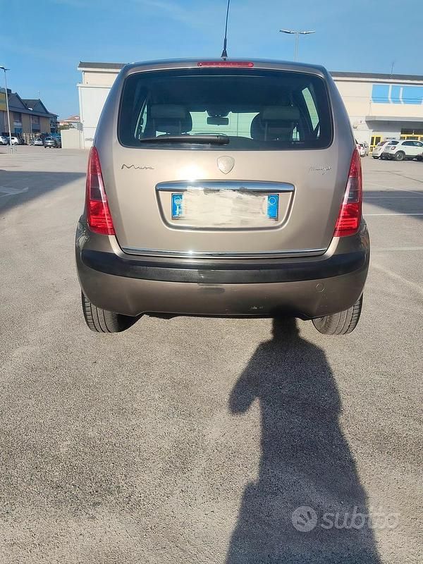 Usata Lancia Musa 90 CV (66 kW) 2006 Monovolume