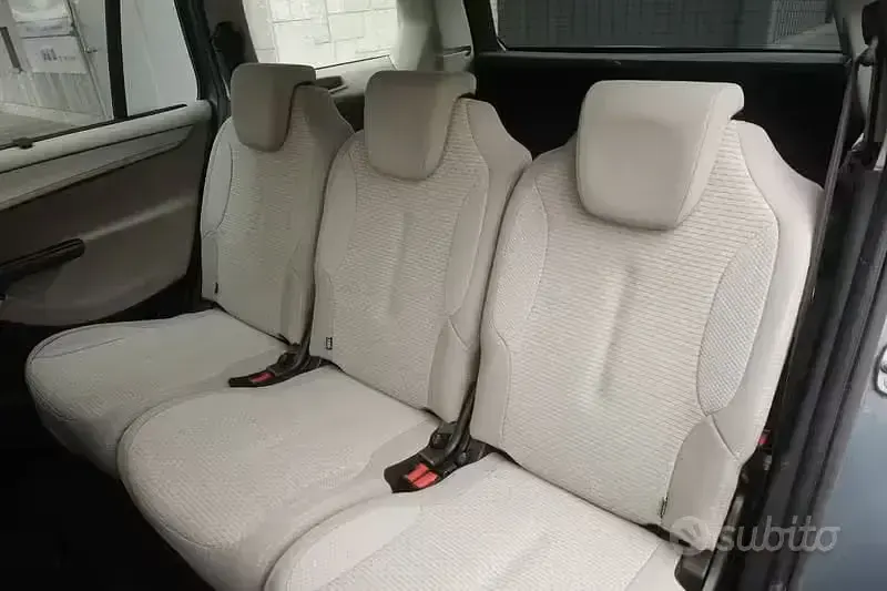 Usata Citroën C4 Picasso 125 CV (91 kW) 2010 Grigio Monovolume