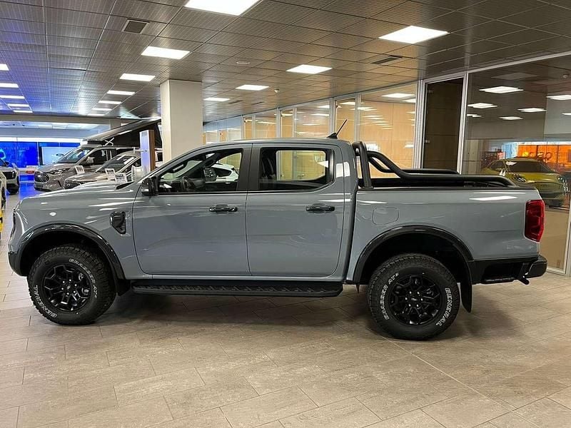 Nuova Ford Ranger Tremor 205 CV (150 kW) 2026 Command grey Pick-up