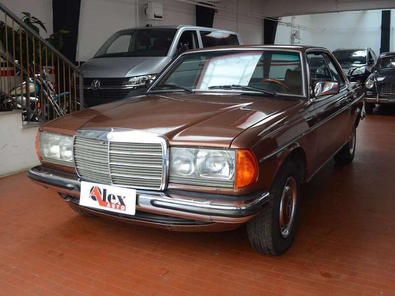 Käytetty Mercedes C230 109 HP (80 kW) 1978 Ruskea Coupe - kaksiovinen