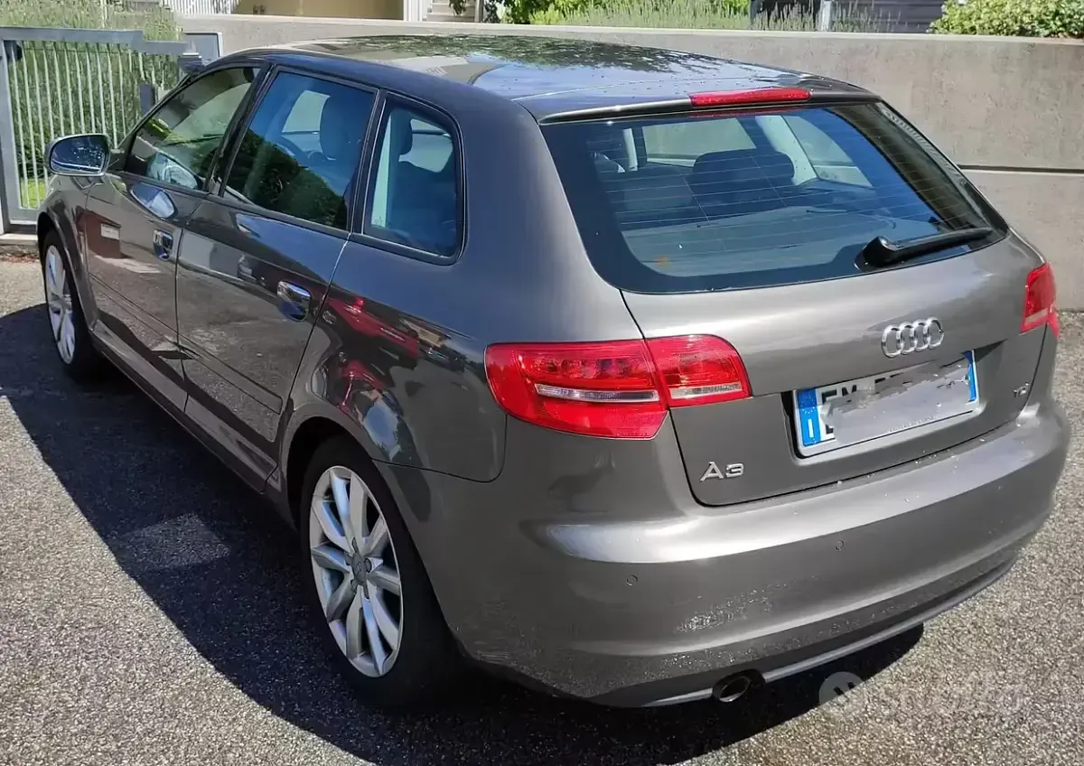 Usata Audi A3 105 CV (77 kW) 2012 Utilitaria
