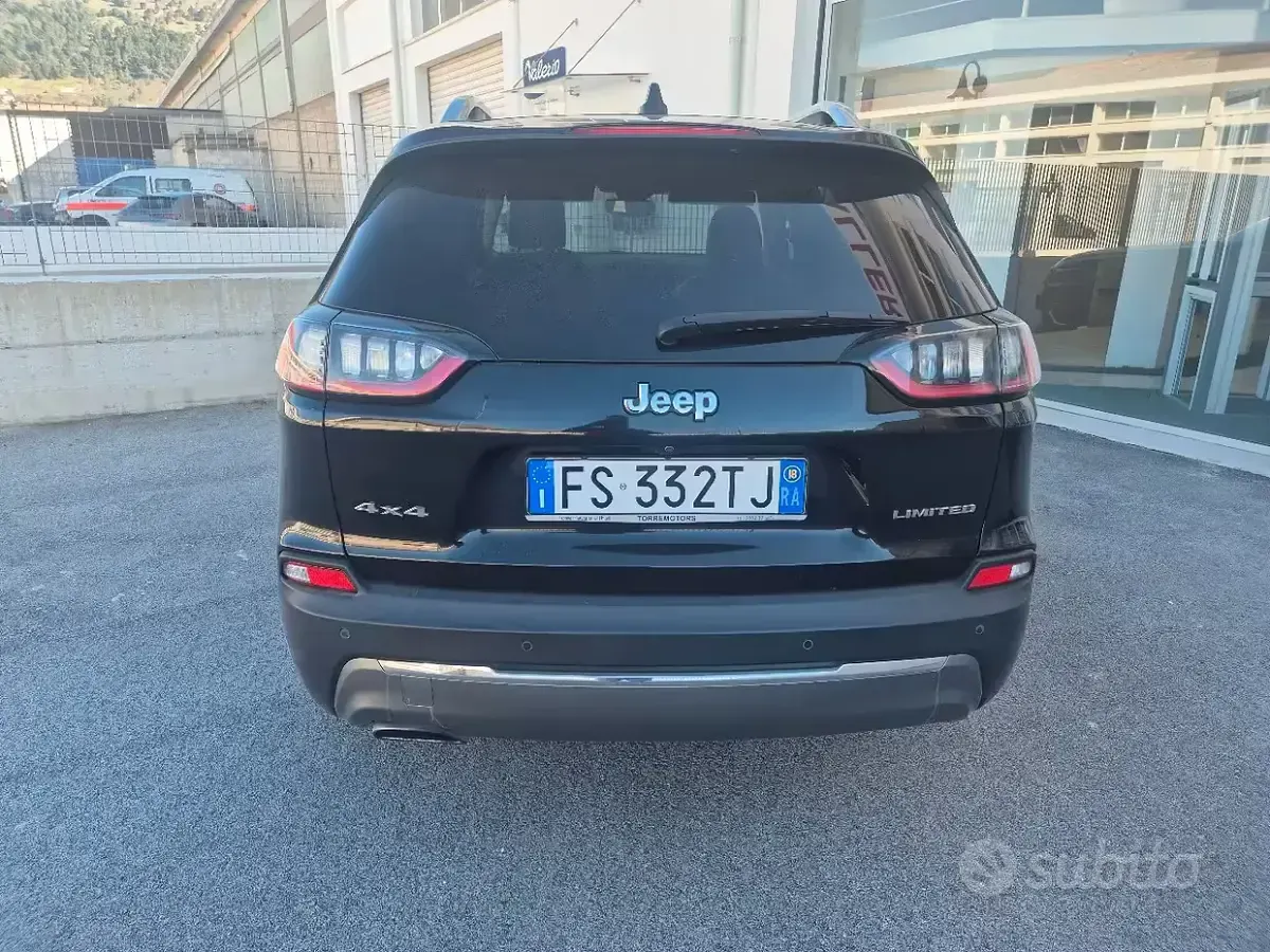 Usata Jeep Cherokee Limited 194 CV (142 kW) 2018 SUV