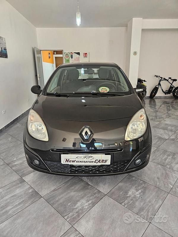 Usata Renault Twingo Dynamique 65 CV (47 kW) 2007 Nero Utilitaria