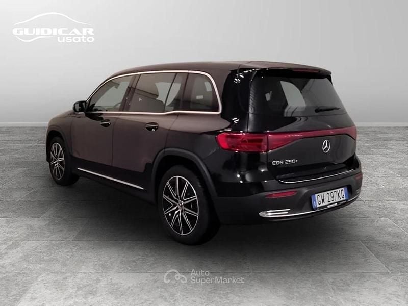 Usata Mercedes EQB250+ Advanced 139 kW (190 CV) 2024 Nero notte SUV