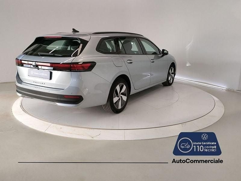 Usata VW Passat Business 150 CV (110 kW) 2024 Argento Station wagon