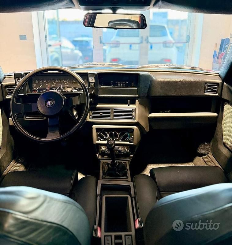 Usata Alfa Romeo 75 1987 Rosso Berlina
