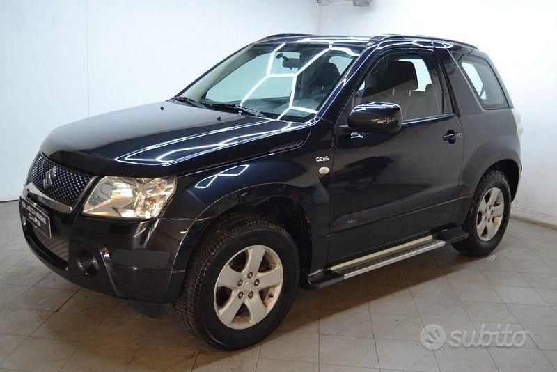 Usata Suzuki Grand Vitara 129 CV (94 kW) 2008 Nero SUV