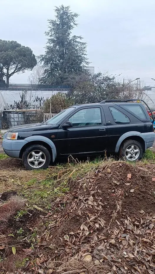 Usata Land Rover Freelander 97 CV (71 kW) 2000 Nero SUV