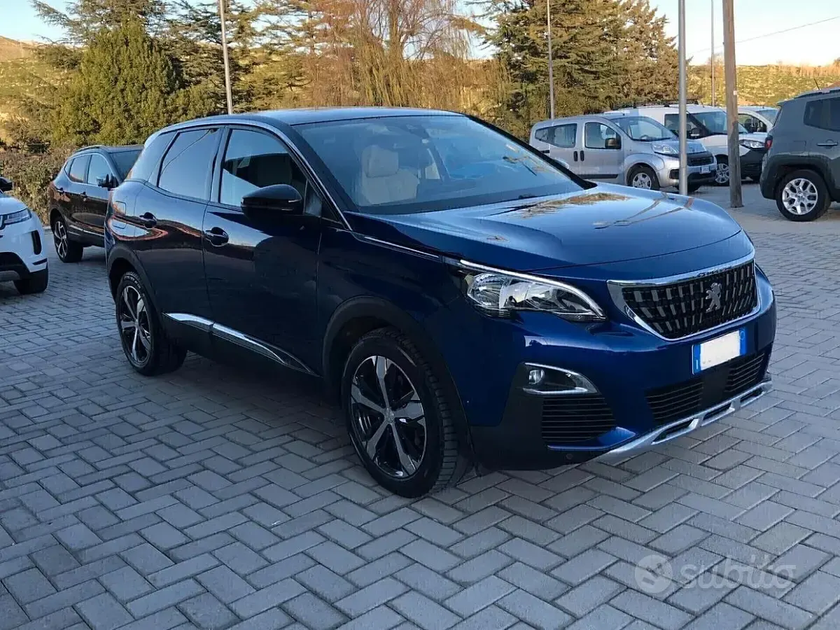 Usata Peugeot 3008 Allure 131 CV (96 kW) 2020 Blu SUV
