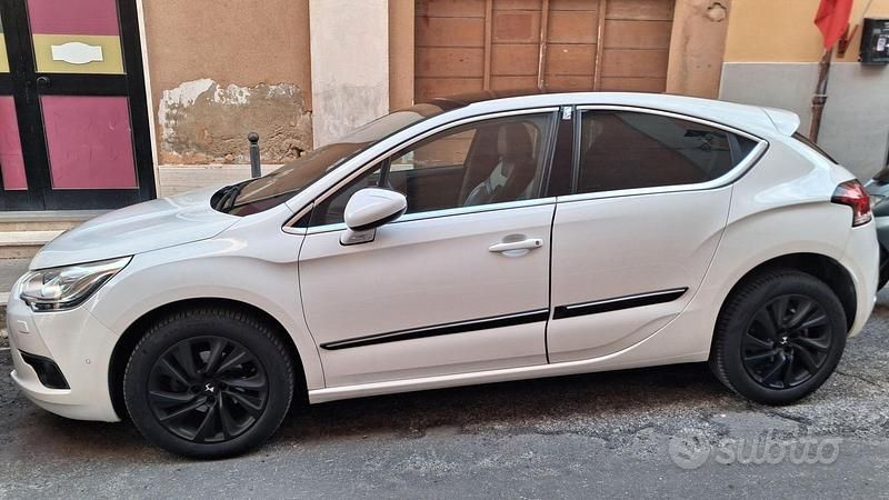 Usata Citroën DS4 115 CV (84 kW) 2014 Bianco Utilitaria