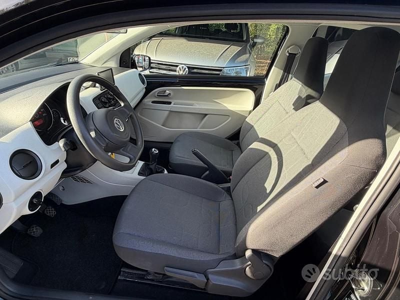 Usata VW up! 65 CV (47 kW) 2012 Nero Utilitaria