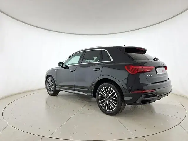 Usata Audi Q3 S-Line 150 CV (110 kW) 2022 Nero SUV