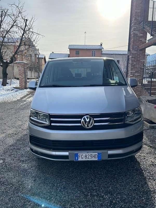 Usata VW Multivan Comfortline 150 CV (110 kW) 2017 Grigio Furgone