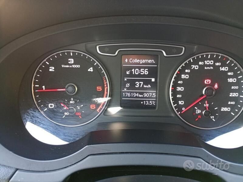 Usata Audi Q3 140 CV (102 kW) 2014 Blu SUV