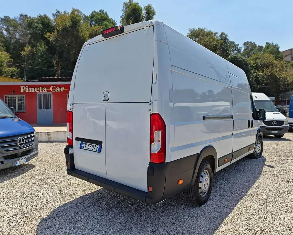 Usata Opel Movano 140 CV (102 kW) 2024 Bianco Furgone