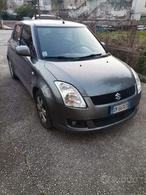 Usata 2009 Suzuki Swift Due volumi | 3000 € (Buon prezzo) - Immagine 1/4