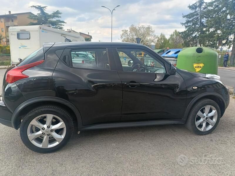 Usata Nissan Juke 110 CV (80 kW) 2012 Nero SUV