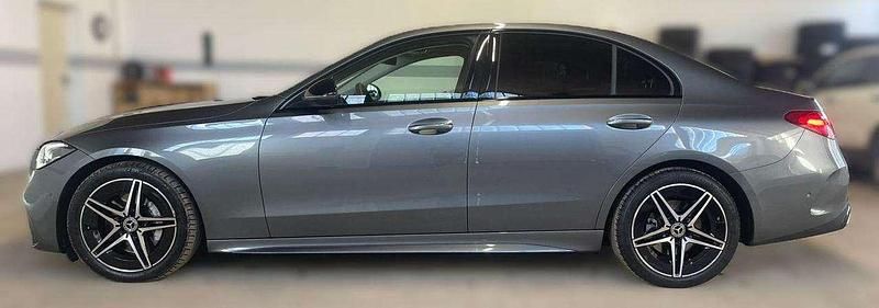 Gebraucht Mercedes C220 AMG line 200 PS (147 kW) 2024 Grau Limousine