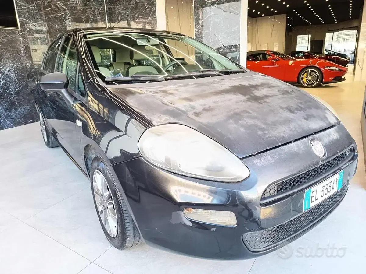 Usata Fiat Punto Evo S 69 CV (50 kW) 2012 Grigio scuro Utilitaria
