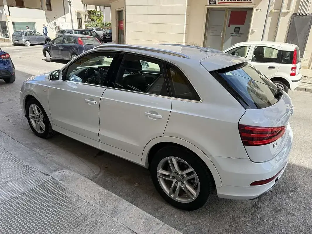 Usata Audi Q3 Advanced Plus 177 CV (130 kW) 2012 SUV