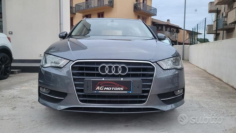 Usata Audi A3 Ambition 105 CV (77 kW) 2013 Grigio Berlina
