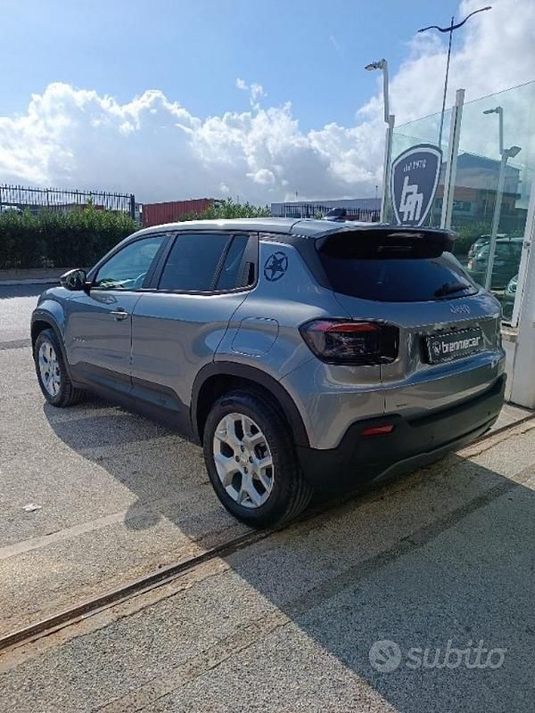 Usata Jeep Avenger Summit 101 CV (74 kW) 2023 Antracite SUV