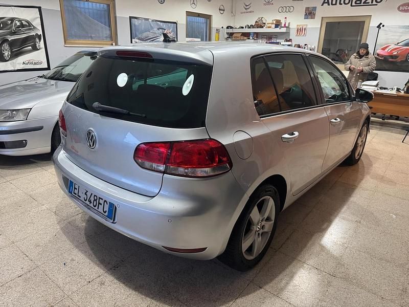 Usata VW Golf VII Highline 105 CV (77 kW) 2012 Argento Berlina