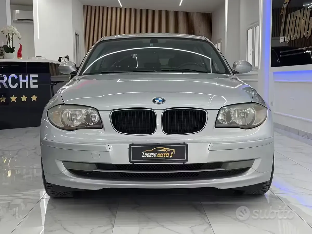 Usata BMW 120 Efficient Dynamics 177 CV (130 kW) 2008 Grigio Utilitaria