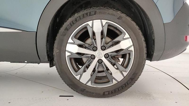 Usata Peugeot 5008 Allure 131 CV (96 kW) 2020 Verde SUV