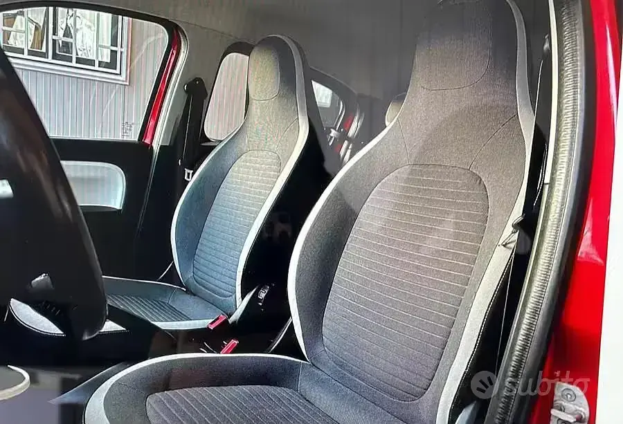Usata Renault Twingo 69 CV (50 kW) 2023 Utilitaria