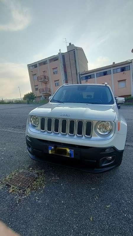Usata Jeep Renegade Limited 140 CV (102 kW) 2015 SUV