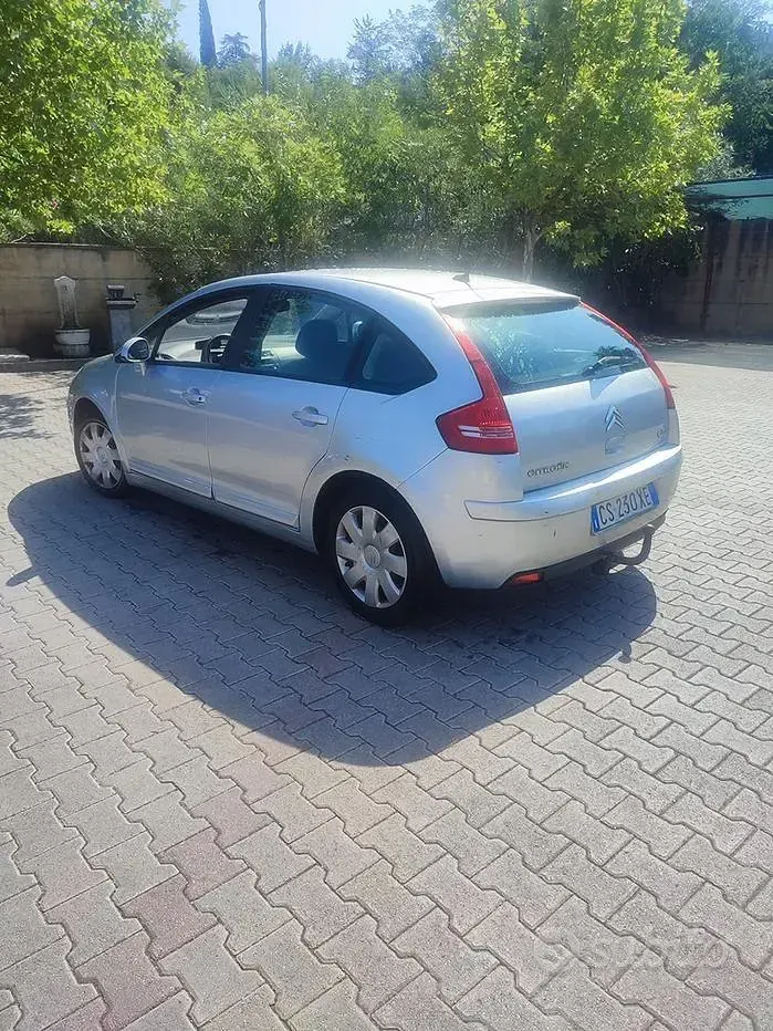 Usata Citroën C4 110 CV (80 kW) 2005 Grigio Berlina