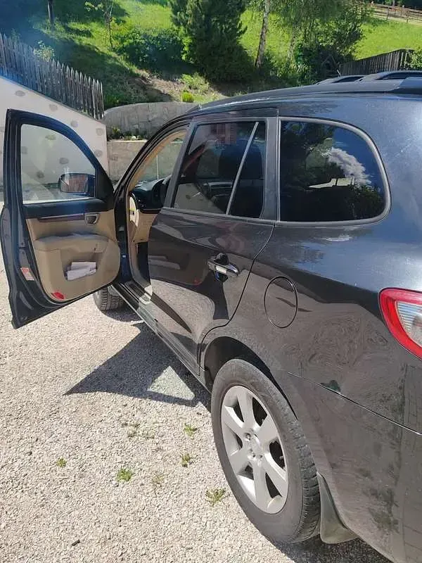 Usata Hyundai Santa Fe Dynamiq 156 CV (114 kW) 2007 Nero SUV