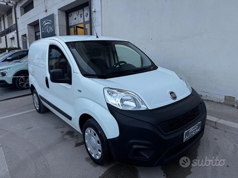 Usata Fiat Fiorino 80 CV (58 kW) 2017 Bianco Monovolume