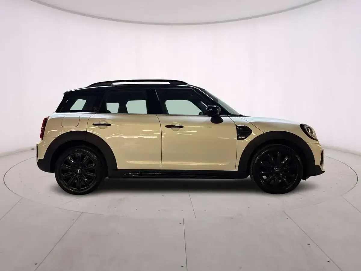 Usata Mini Cooper Countryman 136 CV (100 kW) 2023 Nanuq white SUV