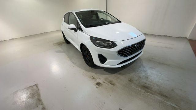Usata Ford Fiesta Titanium 75 CV (55 kW) 2023 Bianco Utilitaria