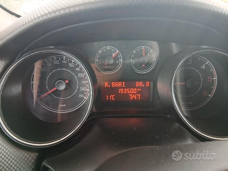 Usata Fiat Bravo 120 CV (88 kW) 2008 Grigio Utilitaria