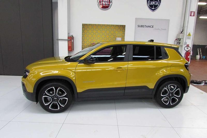 Usata Jeep Avenger Summit 101 CV (74 kW) 2025 Sun SUV