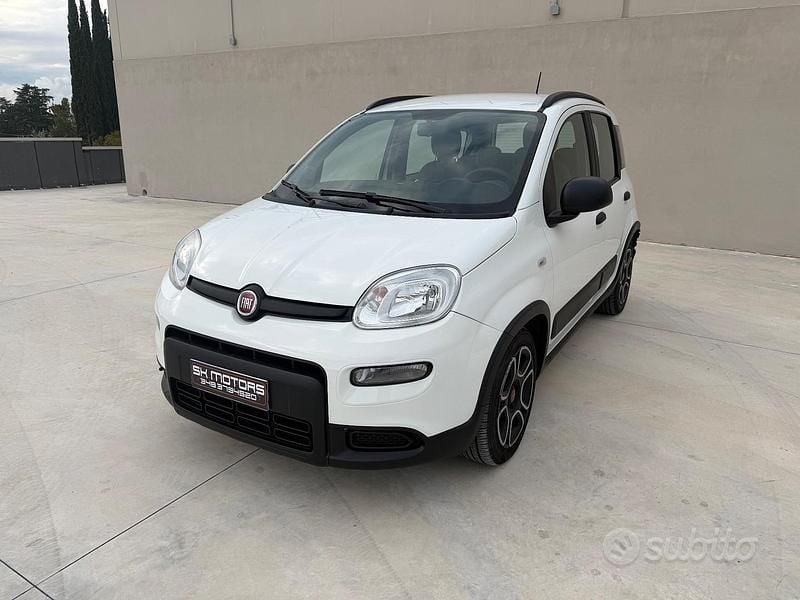 Usata Fiat Panda City Life 71 CV (52 kW) 2022 Bianco Utilitaria