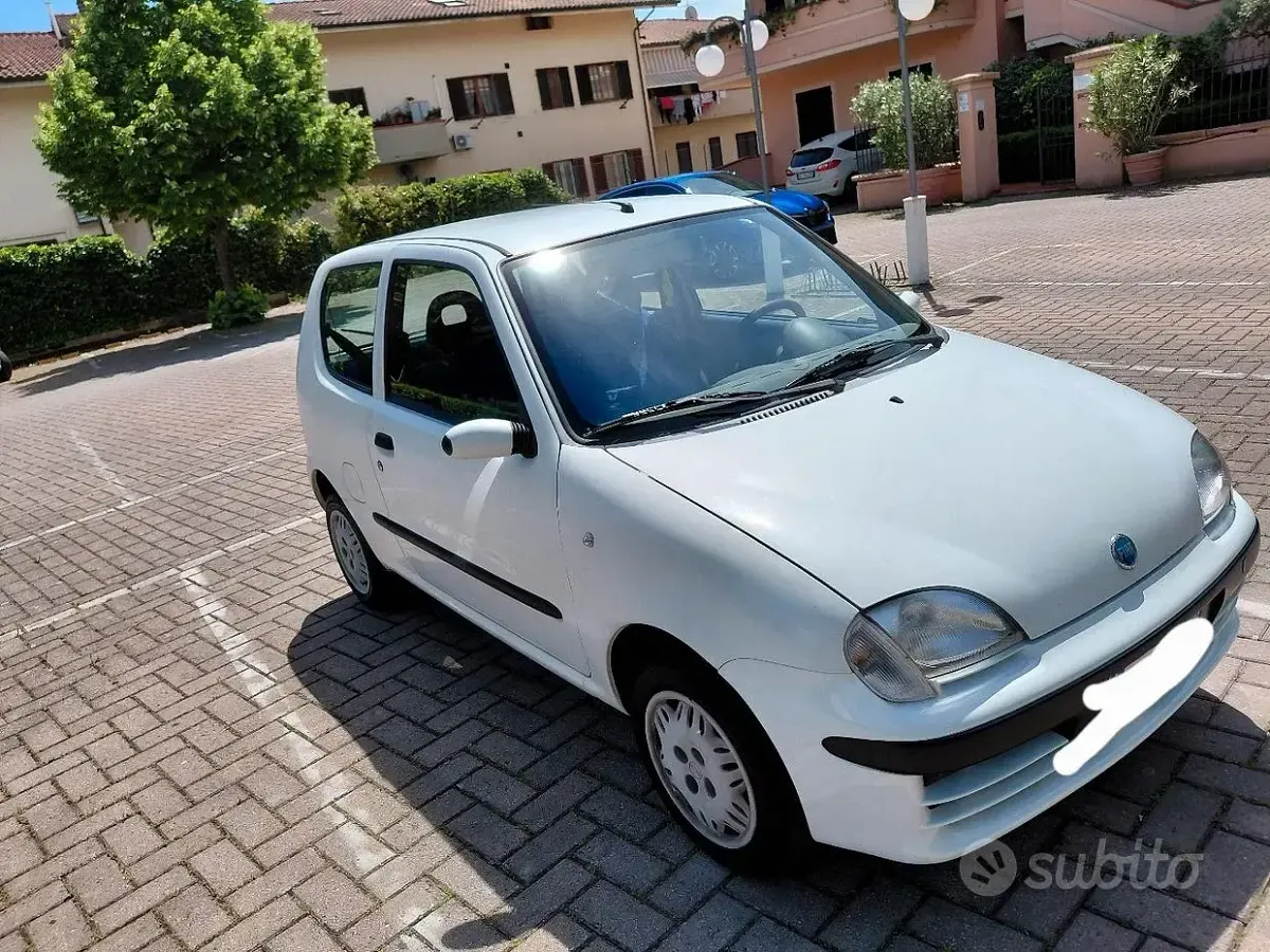 Usata Fiat 600 54 CV (39 kW) 2001 Bianco Utilitaria