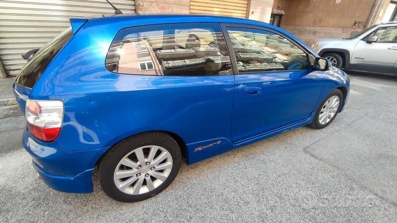Usata Honda Civic Sport 125 CV (91 kW) 2004 Blu Coupé