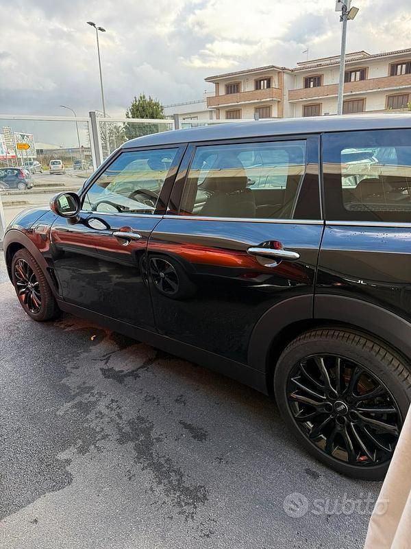 Usata Mini Cooper D Clubman Hype 150 CV (110 kW) 2019 Nero Station wagon
