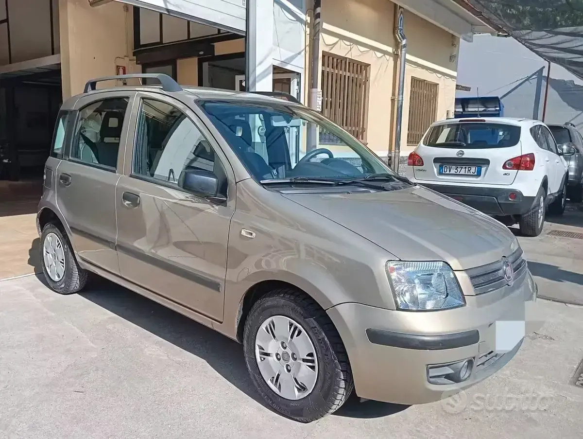 Usata Fiat Panda Emotion 60 CV (44 kW) 2008 Giallo Utilitaria