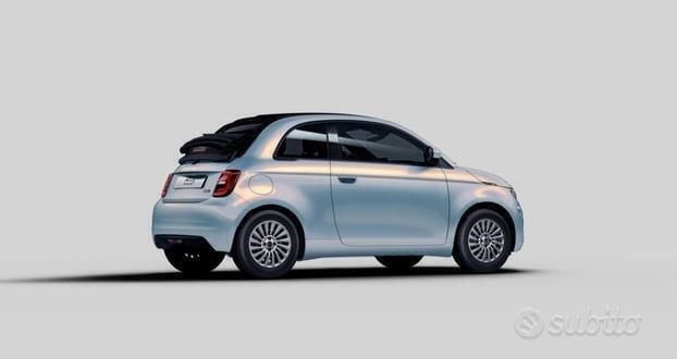 Nuova Fiat 500e La Prima 69 kW (95 CV) 2025 Argento Cabrio