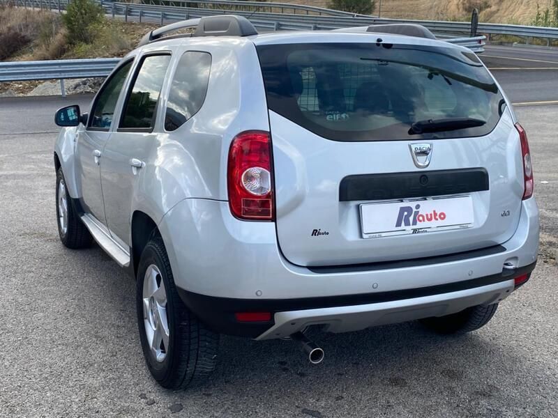 Usata Dacia Duster 110 CV (80 kW) 2013 Argento SUV