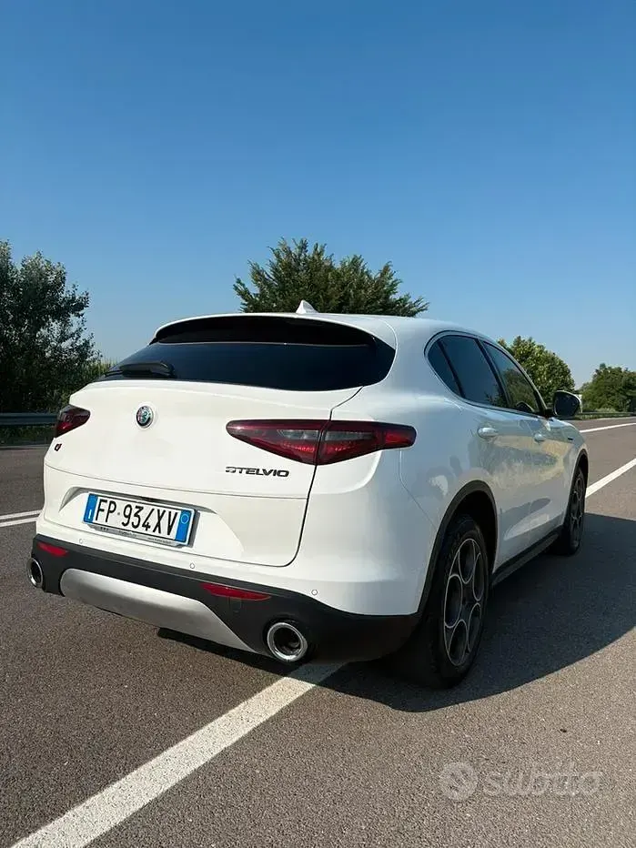 Usata Alfa Romeo Stelvio 210 CV (154 kW) 2018 Bianco SUV