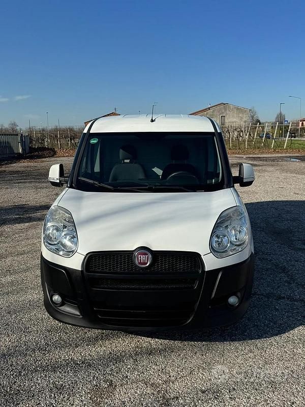 Usata Fiat Doblò 2015 Bianco Monovolume